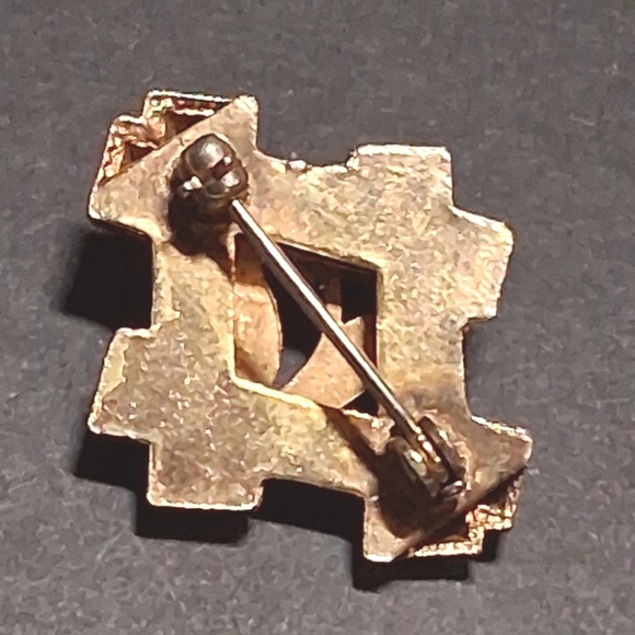 * Vintage Victorian Mourning Pin Brooch Forget Me Not Flower - Picture 4 of 5